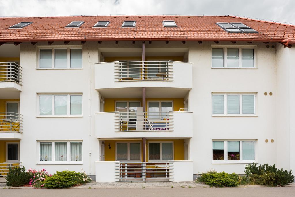 Apartments Moravske Toplice Bagian luar foto